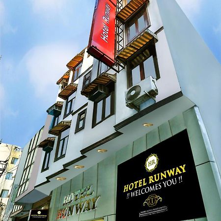 Airport Hotel Runway นิวเดลี ภายนอก รูปภาพ