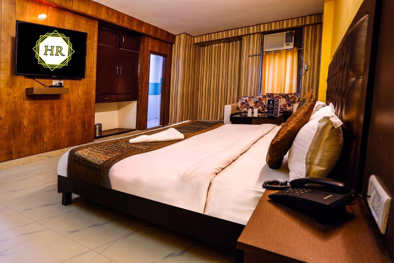 Airport Hotel Runway นิวเดลี ภายนอก รูปภาพ